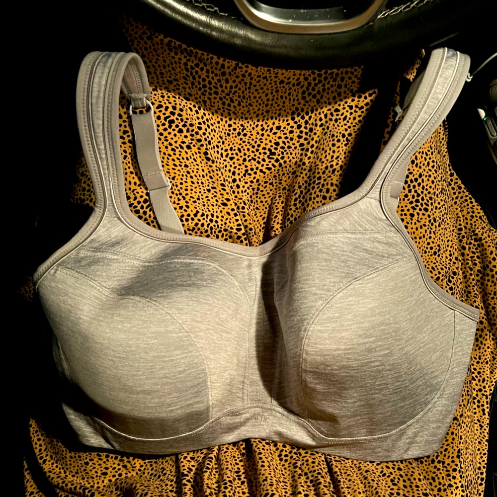 36F Sports Bra